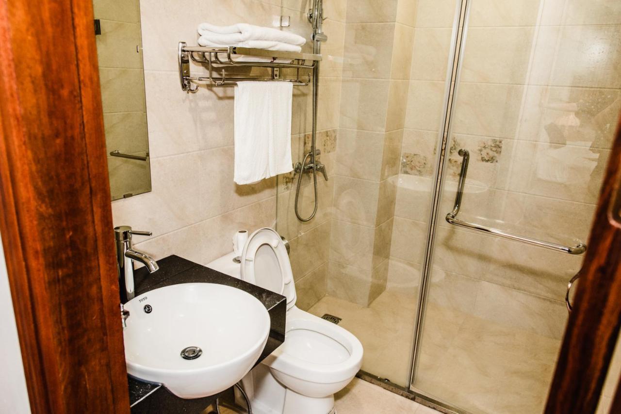 Vu Linh Hotel Hanoi Buitenkant foto